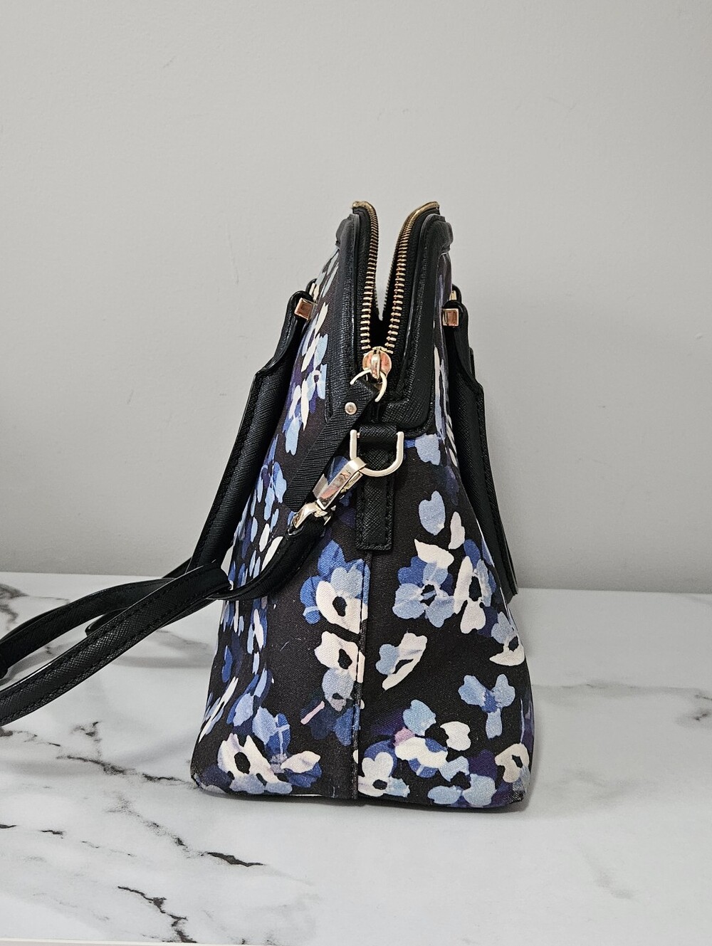 Kate Spade New York Cameron Street Blue Floral Margot Satchel (EUC) - Picture 2 of 16
